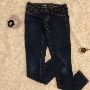 Dark blue jeggings